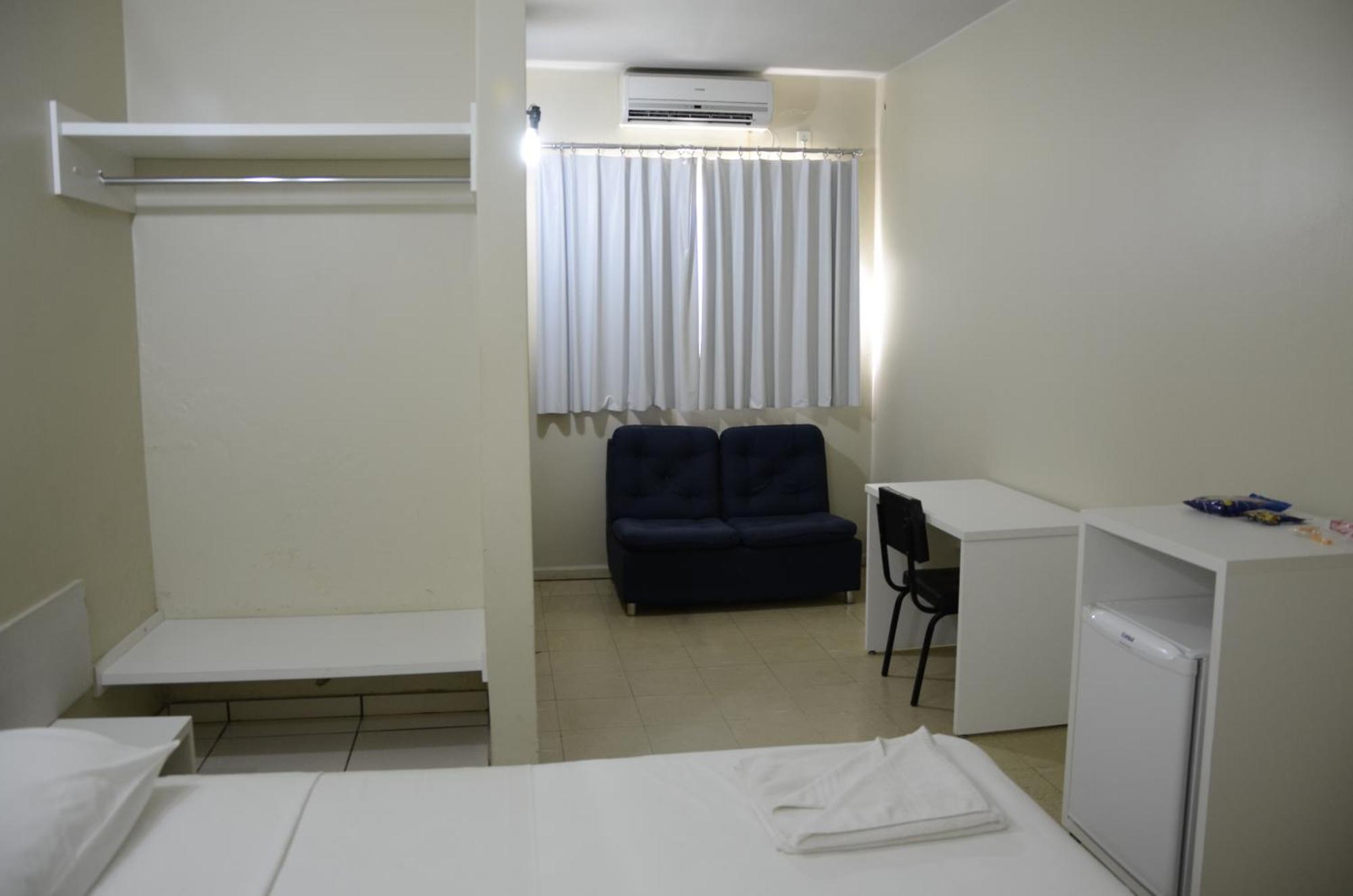 Palace Gurupi Hotel エクステリア 写真